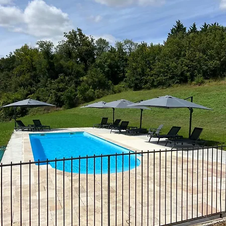 Chateau Des Loups - Les Cypres * Echire