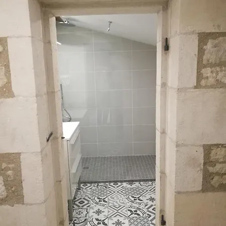 Château Des Loups - Les Cyprès Hébergement de vacances