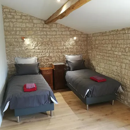 Château Des Loups - Les Cyprès