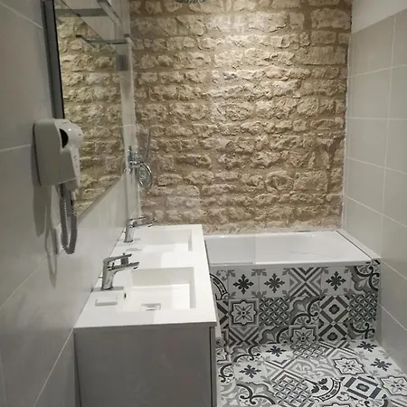 Hébergement de vacances Château Des Loups - Les Cyprès *